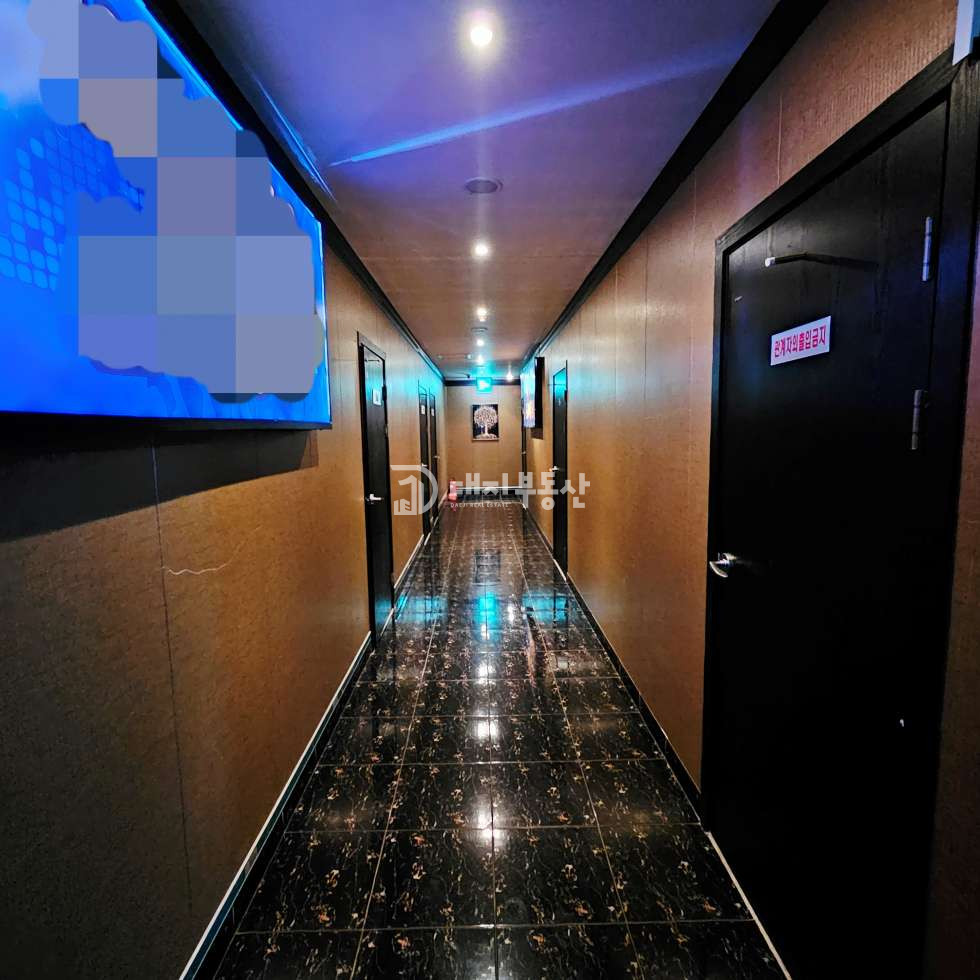경기 시흥시 정왕동 정왕동 도로방향 2층 혼자 운영하시기 좋은 노래광장 월세 매물번호 10938 사진 4